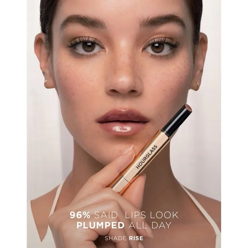 Hourglass ‘Rouse’ Phantom Volumizing Glossy Balm